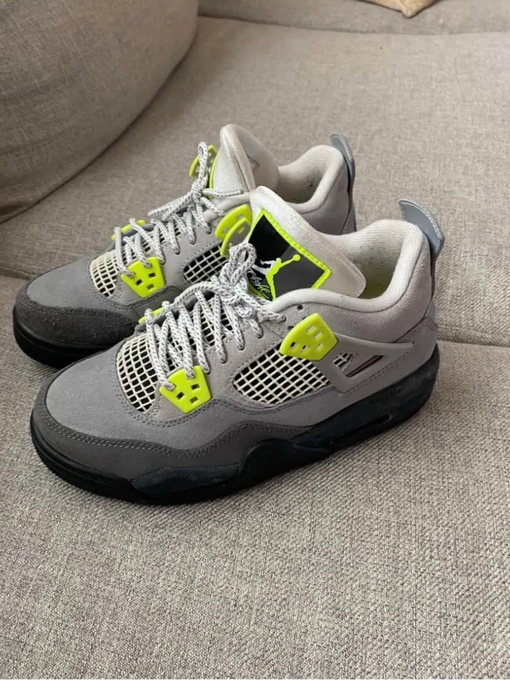 Air Jordan 4 Retro SE GS 'Neon 95
